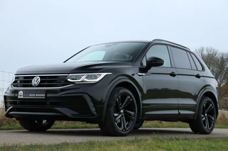 Volkswagen Tiguan Volkswagen Tiguan 1.5 TSI / 2x R-Line / Black Style / VC / HeadUP / H&K / Camera / LED / Trekhaak / 19