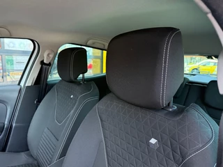 Renault Clio Renault Clio TCe 90 Limited Navi Airco Bluetooth Cruise - afbeelding nr 20