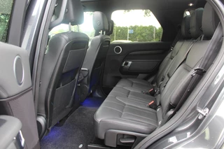Land Rover Discovery Land Rover Discovery 3.0 Td6 HSE Luxury 7p. / Trekhaak / Panoramadak / 360Camera / 22'' / Volleder / Virtual Cockpit / Stuurverwarming / Keyless / Luchtvering / Meridian / DAB / Stoelverwarming / Cruise Control - afbeelding nr 11