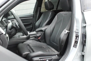 BMW 3 Serie BMW 3-serie Touring 330i xDrive M Sport Headup Pano Memory - afbeelding nr 23