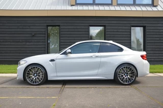 BMW M2 BMW 2-serie Coupé M2 DCT Competition Track Pack NL Auto Liefhebbersauto - afbeelding nr 24