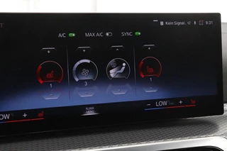 BMW 3 Serie BMW 3-serie 320e M Sport | Head-Up | Stoel & stuurverwarming |  Adaptive cruise | Sportstoelen | Adaptief LED | Sfeerverlichting | Camera | Carplay | Leder/Alcantara - afbeelding nr 18