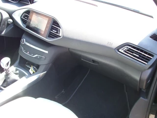 Peugeot 308 Peugeot 308 1.2 PureTech Allure - afbeelding nr 5