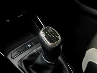 Kia Stonic Kia Stonic 1.0 T-GDi DynamicPlusLine 1e Eig! |HLeer|Clima|Nav - afbeelding nr 15