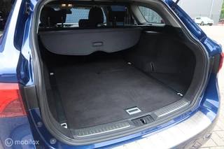 Toyota Avensis Toyota Avensis1.8 VVT-i Executive Business AUTOMAAT,TREKHAAK - afbeelding nr 14