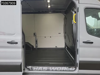 Ford Transit Ford Transit 130pk L2H2 Airco Cruise Camera Trekhaak Parkeersensoren L2 10m3 Airco Trekhaak Cruise control - afbeelding nr 7