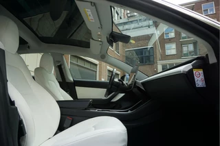 Tesla Model 3 Tesla Model 3 Performance AWD 75 kWh Long Range | Liefhebbersconditie | 464pk | Origineel Nederlands Dealer onderhouden | Carbon Spoiler | Premium Audio | 20inch - afbeelding nr 13