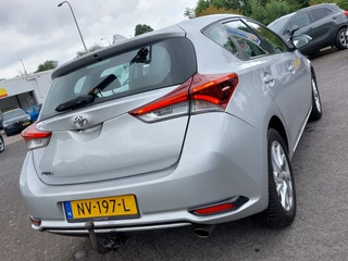 Toyota Auris Toyota Auris 1.2T 116pk Aspiration 5-Deurs | Origineel NL | 1300kg Trekgewicht | Navi | Clima | Cruise | Achteruitrijcamera | Rijstrook+Licht+Regensensor | Mistlampen | 16''lm | Trekhaak - afbeelding nr 38