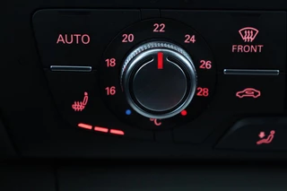 Audi A6 Audi A6 3.0 TDI S Line | Stoelverwarming | Head-Up | Leder/Alcantara | Camera | Standkachel | Luchtvering | Navigatie | Full LED | Trekhaak | Climate control | Cruise control | Bluetooth - afbeelding nr 7