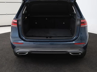 Mercedes-Benz B-Klasse Mercedes-Benz B-klasse 180 Business Solution Luxury | Leder | Trekhaak |  Stoelverwarming | Camera | Navigatie | Full LED | Park Assist | Sfeerverlichting | Widescreen - afbeelding nr 10