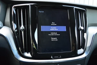 Volvo V60 Volvo V60 2.0 T5 R-Design Rijklaarprijs-Garantie Leder Led Apple carplay Rondom zicht camera - afbeelding nr 29