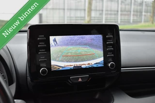 Toyota Yaris Toyota Yaris 1.5 Hybrid Business NAVI/KEYLESS/CAMERA/ETC.! - afbeelding nr 8