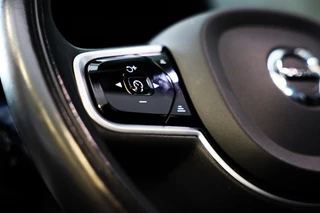 Volvo XC90 Volvo XC90 2.0 T8 Twin Engine AWD Momentum Pro / 7 Zitter / ACC / Lane Assist / 360 Camera / Leder / Navi / HK / Head Up / 20 Inch - afbeelding nr 10