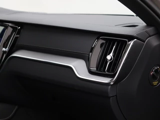 Volvo V60 Volvo V60 T6 PLUG-IN HYBRID LONG RANGE ULTIMATE DARK 19INCH FULL-LED H/K A - afbeelding nr 40