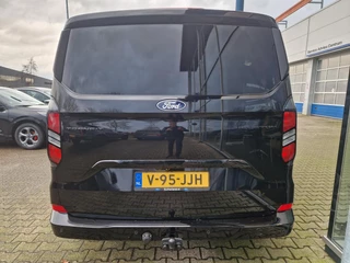 Ford Transit Custom Ford Transit Custom 300 2.0 TDCI L2H1 Limited 136pk | Achterklep Uniek! | Stoelverwarming | Trekhaak | Laadvloer en zijwand betimmering - afbeelding nr 5