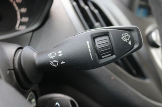 Ford Transit Courier Ford Transit Courier 1.5 TDCI 100pk Euro 6 Limited Airco Navigatie BPM Vrij - afbeelding nr 22
