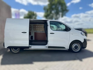 Peugeot Expert Peugeot Expert 2.0 BlueHDI 120 Standard Premium TREKHAAK / PDC V+A / CAMERA / NAVI / CARPLAY / SIDEBARS / CRUISE / 4-RIJMODUSSEN - afbeelding nr 8