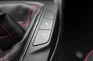Ford Focus Ford Focus 1.0 EcoBoost ST Line Business 125pk NAVI, Camera, Trekhaak, B&O, Winter pack - afbeelding nr 14