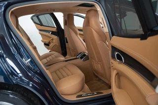 Porsche Panamera Porsche Panamera 4.8 Turbo S|571PK|Exclusive|1ste Eig|Org.NL|Dealer Onderhouden|Full Options|UNIEK - afbeelding nr 43