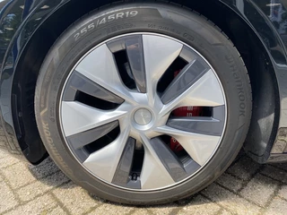 Tesla Model Y Tesla Model Y RWD 58 kWh - afbeelding nr 35