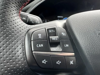 Ford Focus Ford Focus Wagon 1.5 EcoB. ST Line Comf-Tech-WinterPack 1500AHG - afbeelding nr 11