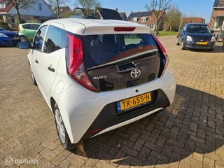 Toyota Aygo Toyota Aygo 1.0 VVT-i x-fun - afbeelding nr 4