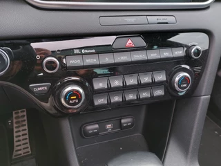 Kia Sportage 1.6 T-GDI 177pk Automaat GT-Line | Navi | Apple Carplay+Android Auto | Clima | Cruise | UBL Sound | Panorama Schuifdak | Led Koplampen | Keyless Entry | Pdc V+A+Camera | Privacy Glass |19''lm - afbeelding nr 15