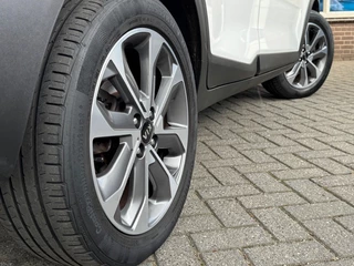 Kia Stonic Kia Stonic 1.0 T-GDI DYNAMIC PLUSLINE CARPLAY/LED/CAMERA/NL-AUTO/69.000 KM! - afbeelding nr 18