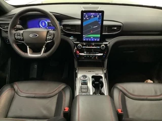 Ford Explorer Ford Explorer 3.0 V6 EcoBoost PHEV ST-Line 457pk | Adaptieve Cruise | Afneembare Trekhaak | Full LED | Panoramadak | Verlengde Fabrieksgarantie tot 06-2028 - afbeelding nr 17