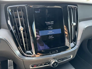 Volvo V60 Volvo V60 T6 Plug-In Hybrid AWD R-Design | Harman/Kardon Audio | Memorystoelen | Climate Pack | ACC | Keyless Entry | - afbeelding nr 10