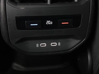 SEAT Leon SEAT Leon 1.5 eTSI Style | Stoel & stuurverwarming |  Carplay | Navigatie | Full LED | Climate control | Parkeerhulp | Cruise control - afbeelding nr 25