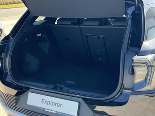 Ford Explorer Ford Explorer Extended Range RWD 77 kWh Ford Voorraad | Zuid | Adaptieve cruise control | Stuurwiel verwarming | stoelverwarming | Achteruitrijcamera - afbeelding nr 9