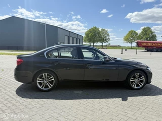 BMW 3 Serie BMW 3-serie 330e Plugin Hybride - afbeelding nr 6