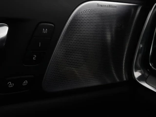 Volvo V60 Volvo V60 2.0 T8 Recharge AWD Inscription | Panoramadak | Bowers & Wilkins | Head-Up | Massage | Ventilatie | Trekhaak | 360 Camera | Leder | Carplay | Achterbankverwarming | Navigatie | PHEV - afbeelding nr 41