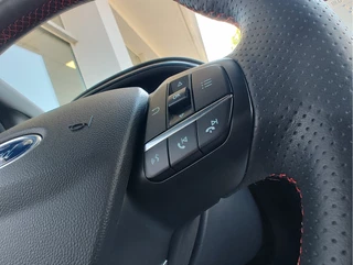 Ford Fiesta Ford Fiesta 1.0 ECOBOOST ST-LINE Stuurverwarming | Navi | Cruise - afbeelding nr 23