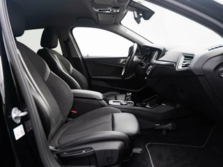 BMW 1 Serie BMW 1-serie 118i Automaat 140pk Executive Sport Edition | Carplay | Sportstoelen | Full LED - afbeelding nr 15