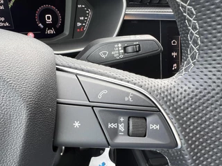 Audi Q3 Audi Q3 35 TFSI S edition Automaat Navi 20