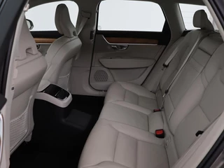 Volvo V90 Volvo V90 2.0 T6 AWD Recharge Business Pro | Trekhaak |  Leder | Stoel & stuurverwarming | Harman/Kardon | Adaptive cruise | Camera | Carplay | Keyless | Navigatie - afbeelding nr 7
