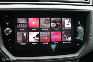 SEAT Arona Seat Arona 1.0 TSI Xcellence Business Intense, DSG, Leder/Alcantara, Trekhaak, Stoelverw, Adaptief cruise, Full led, Pdc voor + achter, Camera, Dodehoek detectie, App connect, Navi, Clima, 18 inch Lmv. - afbeelding nr 27