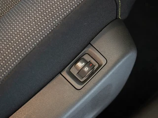 Citroën C3 Citroën C3 110PK Shine Automaat | Camera | Stoelverw. | Navi | DAB - afbeelding nr 25