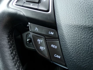 Ford C-MAX Ford C-MAX 1.0 Trend, Navigatie / Climate control / Cruise control / Parkeersensoren / 17' LMV - afbeelding nr 8