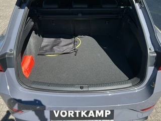 CUPRA Leon Sportstourer CUPRA Leon Sportstourer 1.4 TSI DSG VZ E-HYBRID CAMERA/MEMORY/NAVI/ACC/STOELVERW/E-KLEP - afbeelding nr 10