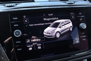 Volkswagen Touran Volkswagen Touran 1.5 TSI DSG Highline 7p 1eEIG! ACC CARPLAY DAB CAMERA '19 - afbeelding nr 17