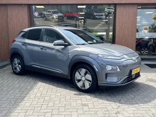 Hyundai Kona Hyundai Kona EV Premium 64 kWh - 18 inch | Head-up Display | Stoel- & Stuurverwarming - afbeelding nr 4