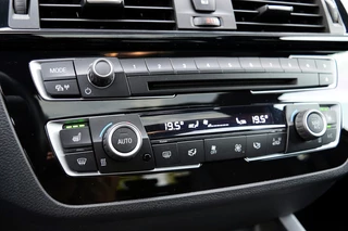 BMW 1 Serie Rijklaarprijs-Garantie Schuifdak Led Navigatie Leder - afbeelding nr 25