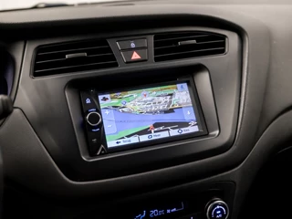 Hyundai i20 Hyundai i20 1.0 T-GDI Active Sport (NAVIGATIE, CLIMATE, STOELVERWARMING, GETINT GLAS, SPORTSTOELEN, LM VELGEN, PARKEERSENSOREN, CRUISE, NIEUWE APK, NIEUWSTAAT) - afbeelding nr 8
