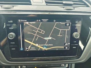 Volkswagen Touran Volkswagen Touran 1.5 TSI Comfortline 7p, airco,cruise,navigatie,app connect,wegklapbare trekhaak,parkeersensoren, - afbeelding nr 15
