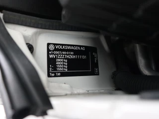 Volkswagen Transporter Volkswagen Transporter 2.0TDI Lang Imperiaal | Trekhaak | Airco | Betimmering - afbeelding nr 20