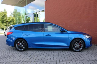 Ford Focus Ford Focus Wagon 2.0 EcoBlue ST Line Business 150pk Automaat | Adaptive cruise control | Winter Pack | Bang&Olufsen | Full LED | Rode remklauwen - afbeelding nr 3