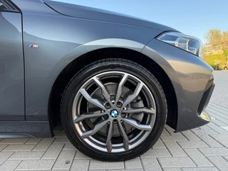BMW 1 Serie BMW 1-serie 120i High Executive M-Sportpakket|Pano|Trekhaak| - afbeelding nr 31